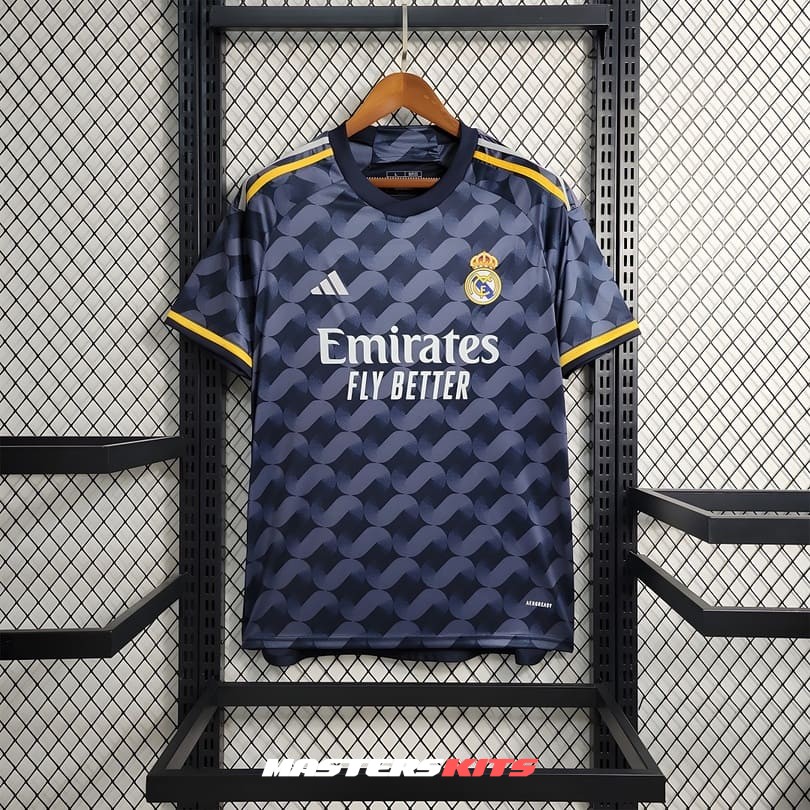 https://masterkits.co/wp-content/uploads/2023/07/MAILLOT-REAL-MADRID-2023-2024-EXTERIEUR-1.jpg